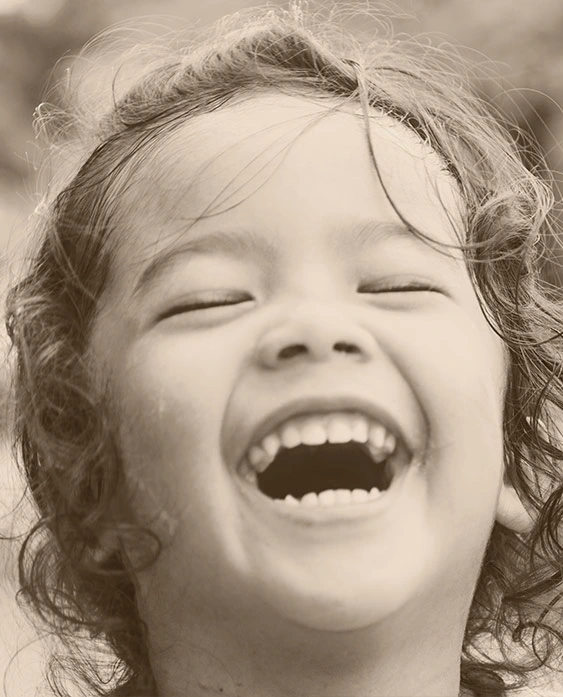 Enfant souriant – Rencontre autour de la solidarité et de l’enfance